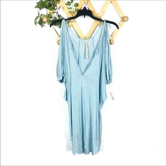 Free People Tops - NEW LISTING‼️FREE PEOPLE Beach Tunic